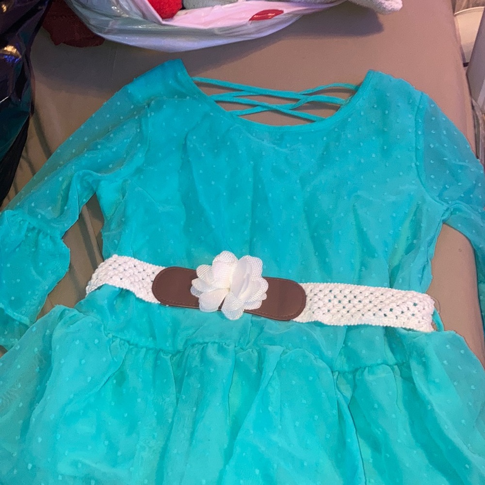 Cyan Dressy kid Shirt. Size Xl/XG (14-16). Brand is wonder nation.